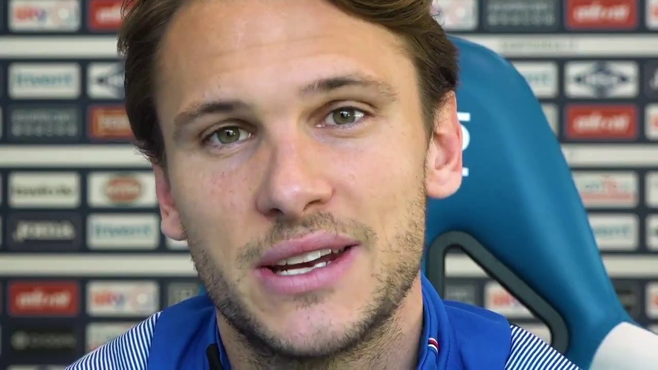 Albin Ekdal Urges Action Against Homophobia in Football at the European Parliament ⚽