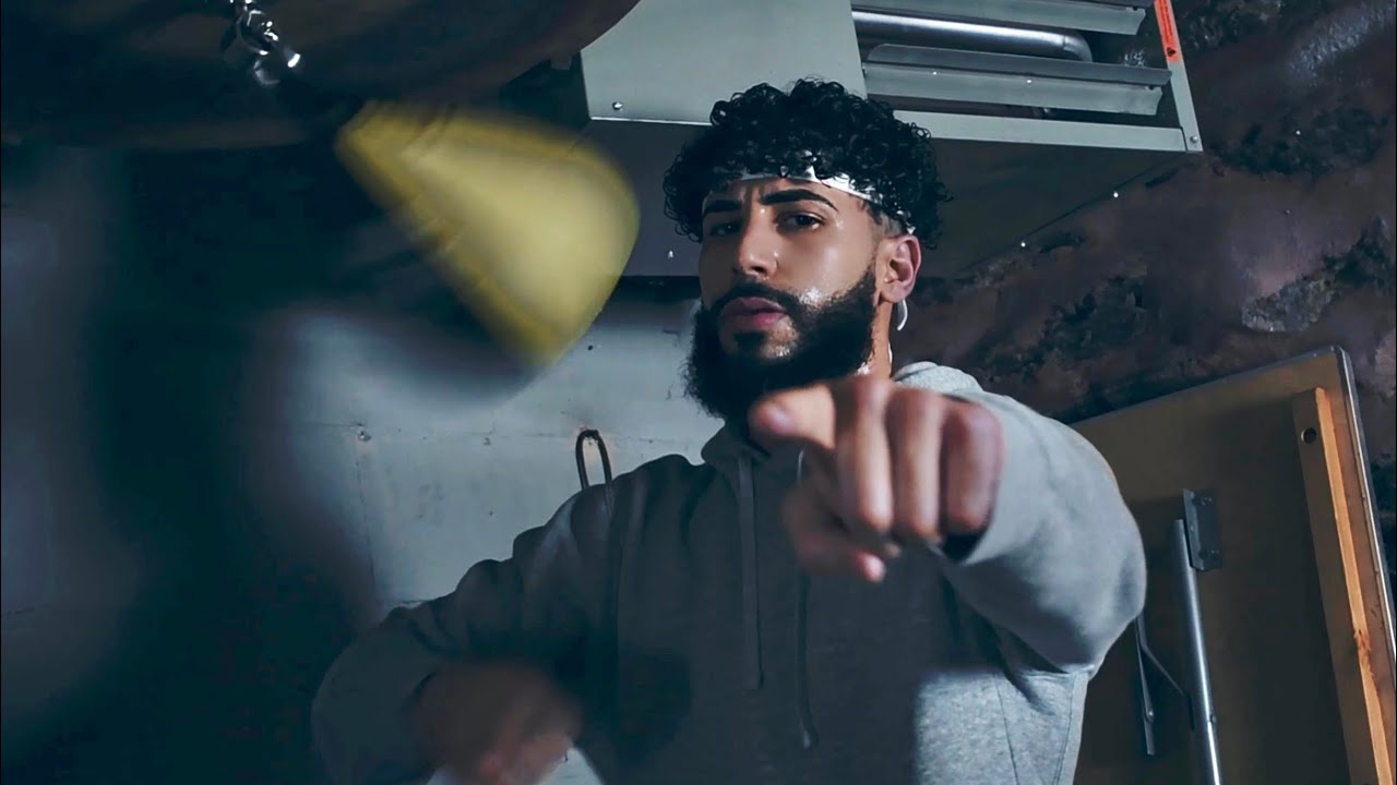 Adam Saleh's Crossover Boxing Freestyle 🥊