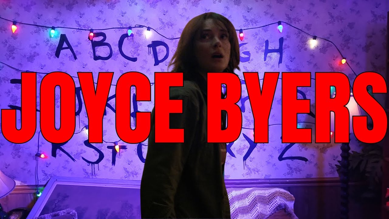 Joyce Byers and the Christmas Lights: The Heartfelt Cry in Stranger Things 🎄
