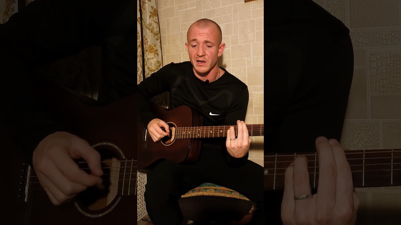 Эдмунд Шклярский исполняет легендарную песню «Колокольный звон» на гитаре 🎸