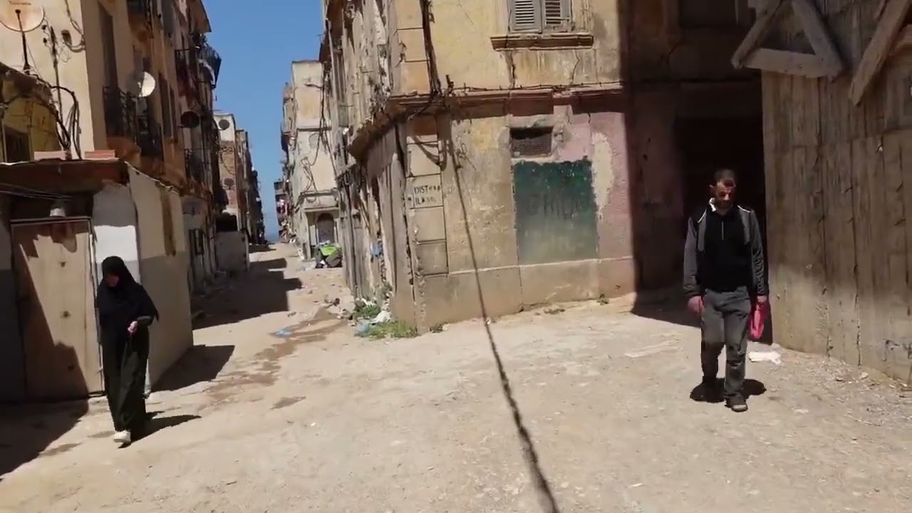 Vlog: Découverte des quartiers dégradés d'Oran 🇩🇿