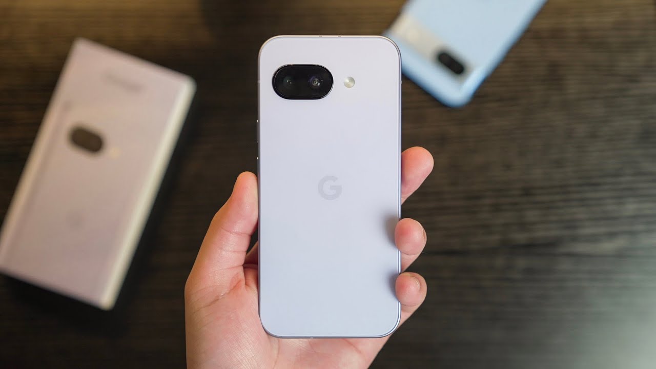 Unboxing the Google Pixel 9a 📱