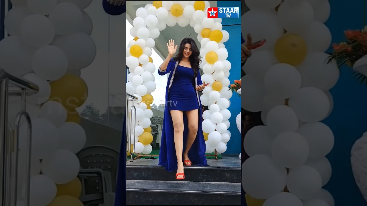 Jabardasth Varsha's Stunning Entrance! 🔥