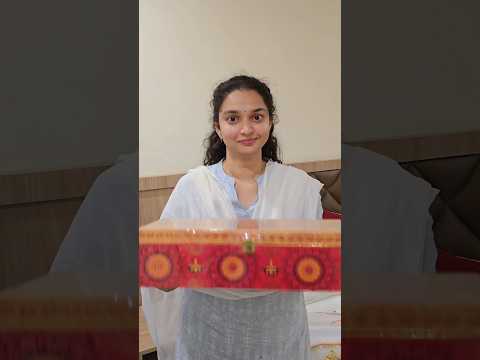 Bigg Boss Ramya Moksha gifted this box to Nagarjuna sir. Guess what's inside? #giftideas #biggboss