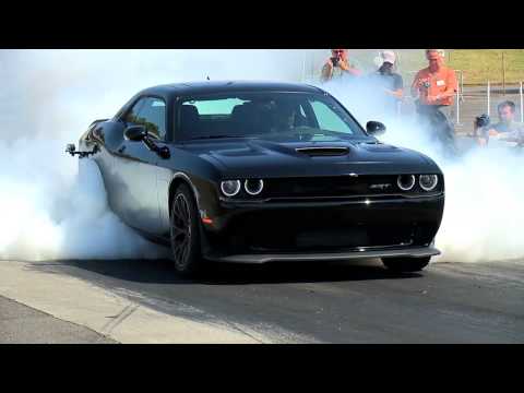2015 Dodge Challenger SRT Hellcat Burn Out