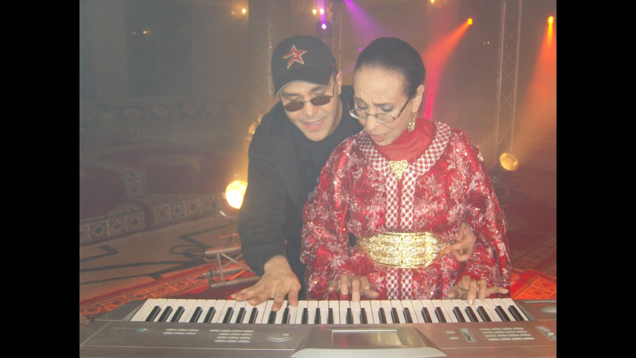 Hamid Bouchnak feat. L'Hamdaouia - Al Kass Hlou (Official Music Video)