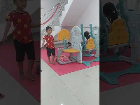 sembunyi #shorts #shortvideo #shortfound #anak #sembunyi #momoyo #icecream #eskrim