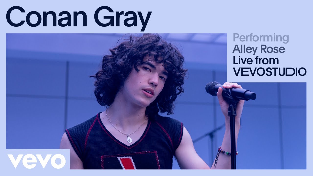 Conan Gray Performs 'Alley Rose' Live | Exclusive Vevo Performance 🎤