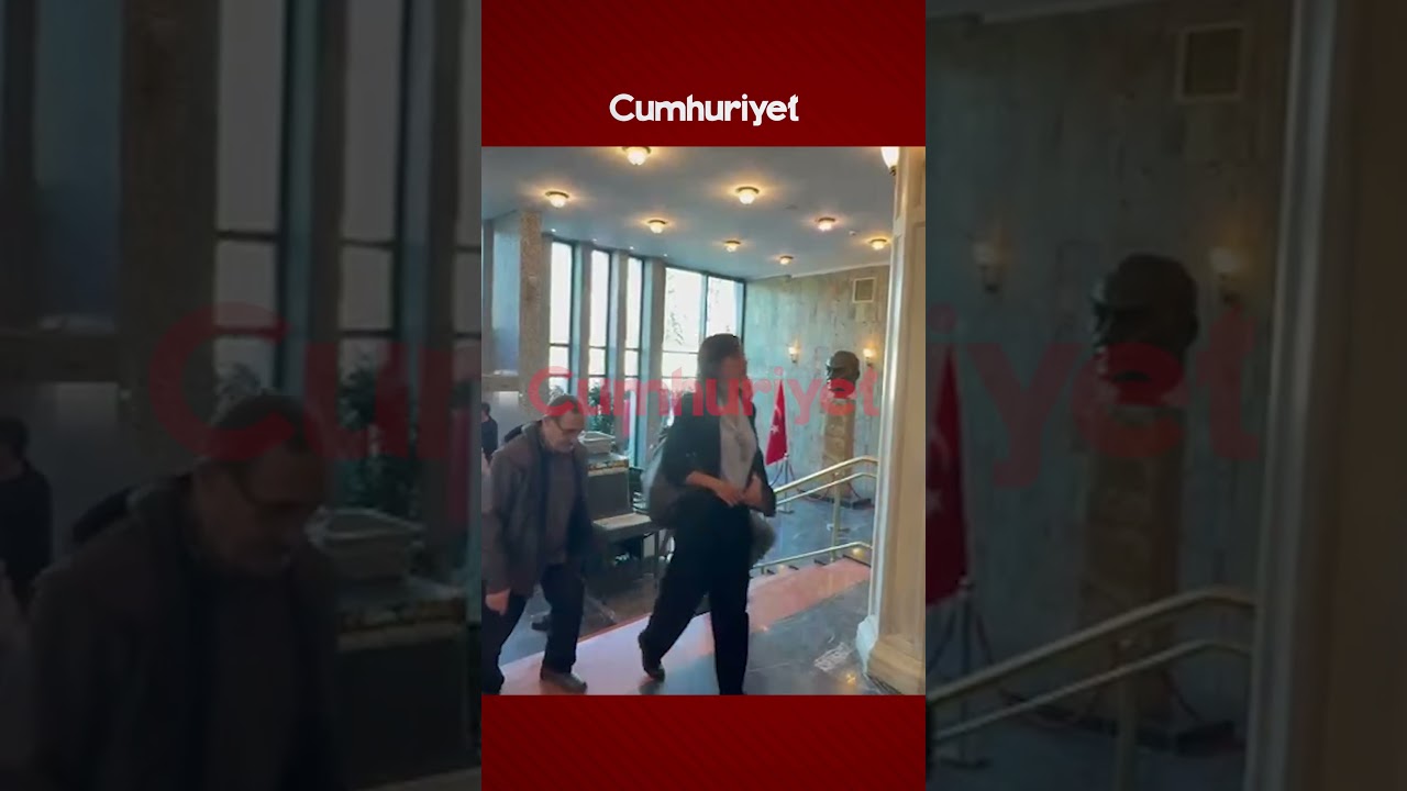 Halil Ergün Metin Coşkun, Janset ve Erdal Erzincan da aralarında... Sanatçılardan İmamoğlu'na destek