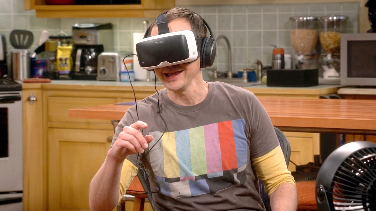 1 Hour of 'Big Bang Theory' to Help You Escape Reality