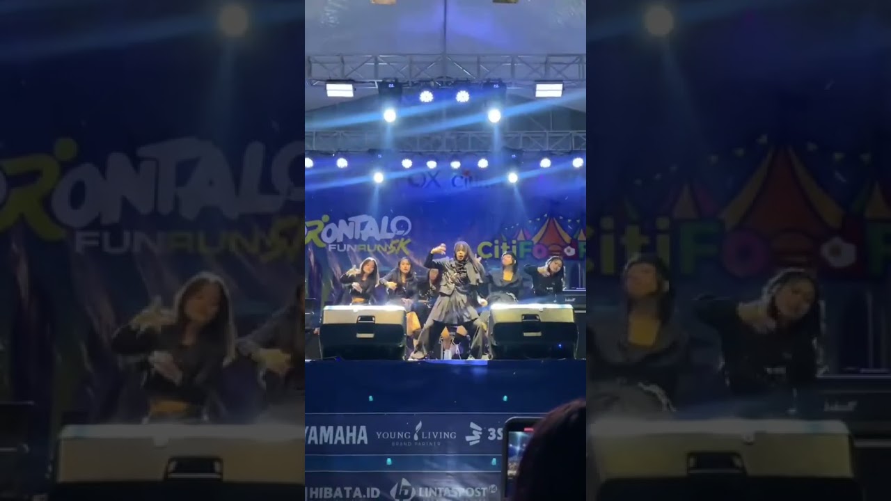 dance roblok ceunah #roblox#danceroblox #nmixx #nmixx #tiktok #velocity #dance #dancetiktok ##trend