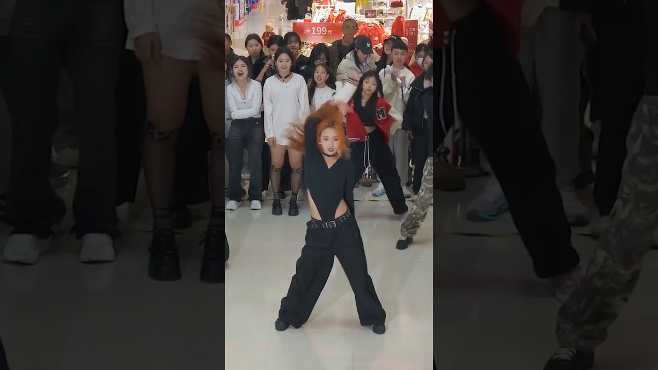 🔥 Lisa's Epic 'ROCKSTAR' Kpop Dance in Public! | Amazing Cover & Challenge