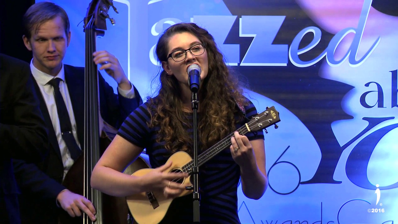 Deaf Singer Mandy Harvey Performs 'Try' 🎶