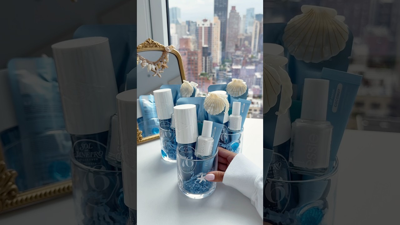 Best Beach Gift Ideas for Your BFFs 🌊