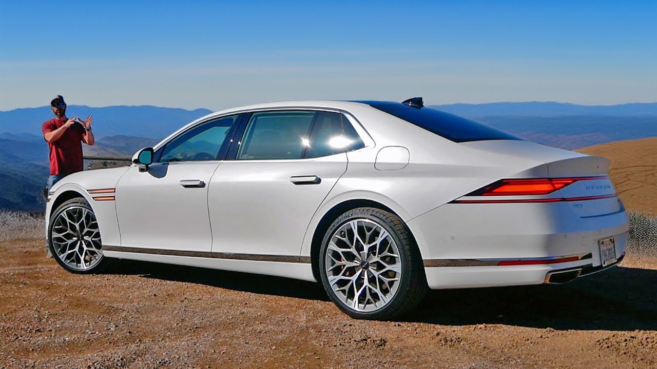 The 2025 2025 Genesis G90: A True Masterpiece 🚗