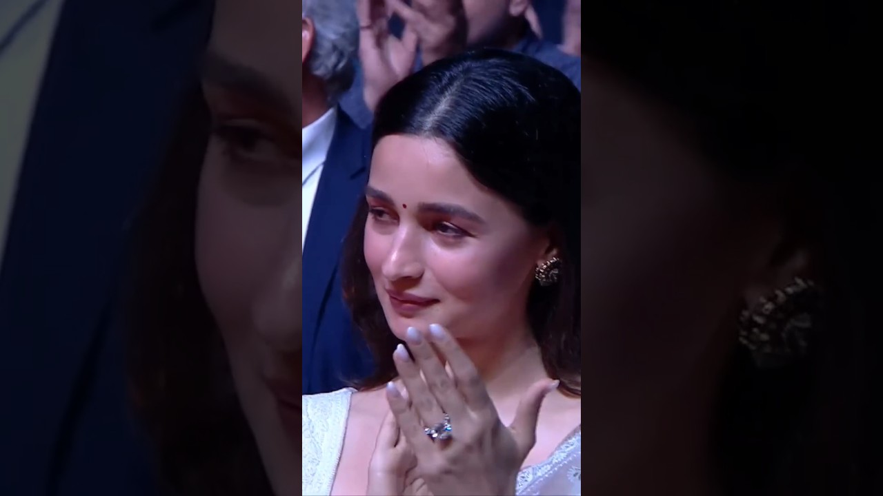 Old is Gold: Classic Bollywood Love Songs 🎶