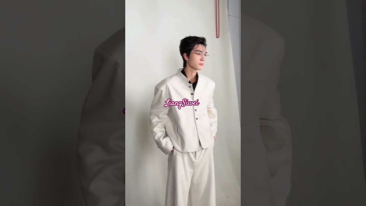 Discover Liang Siwei's Daily Work Routine! 🚶‍♂️