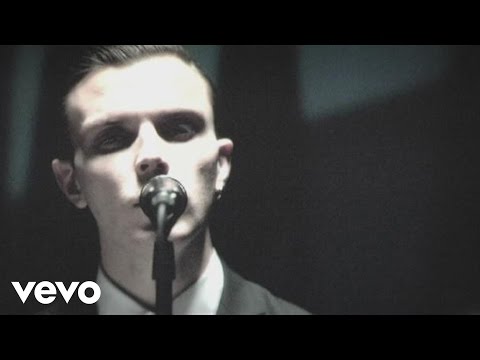 Hurts - Illuminated (Official Live Version)