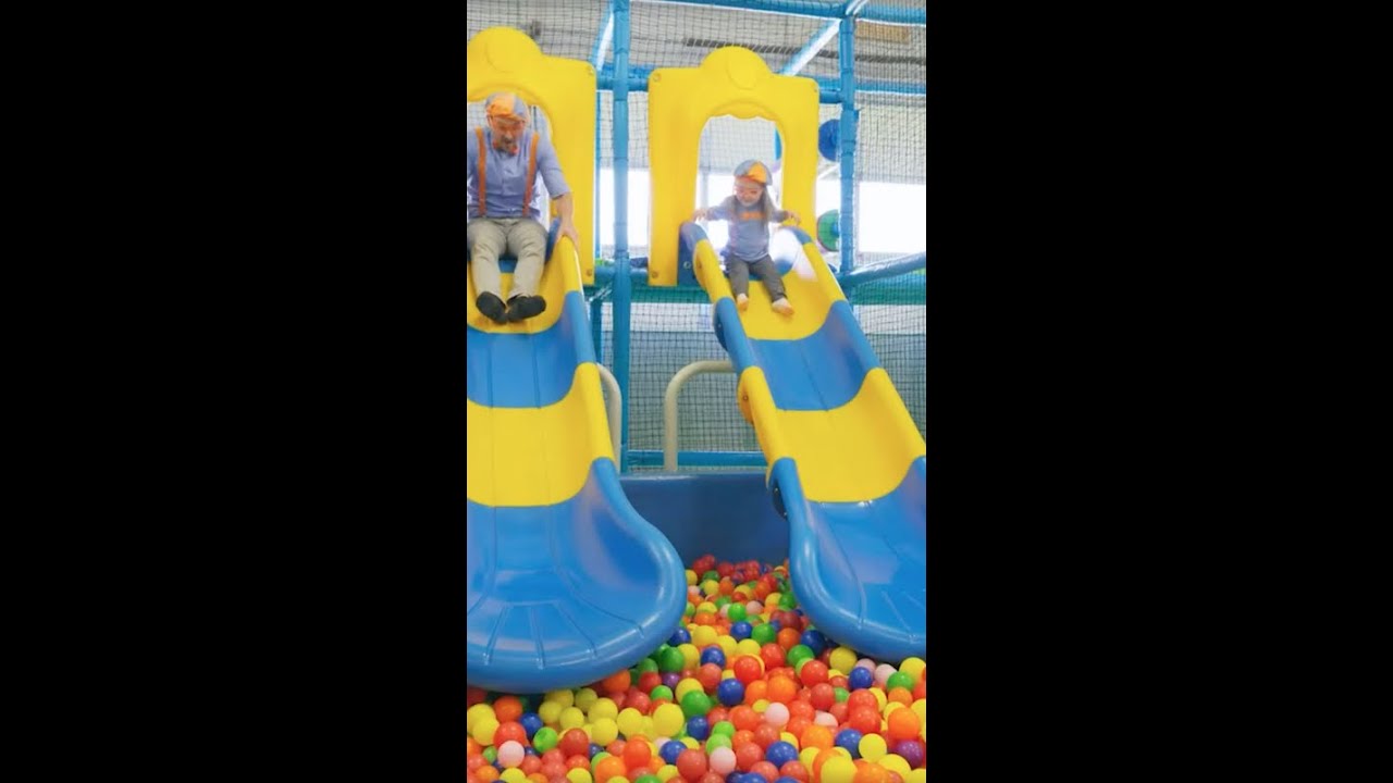 Mochas & Minis with Blippi | Fun Learning Shorts for Kids 🎉