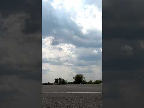 E-Flite 80mm F-16 High Speed Pass and High Alpha Landing