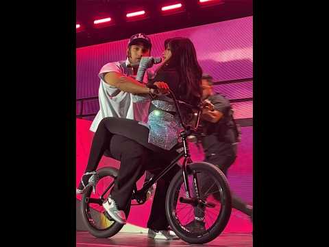 Camila Cabello performing Havana at the iheart jingle ball in Miami #y100jingleball