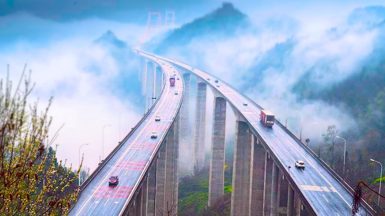 20 Amazing Bridges Around the World 🌉