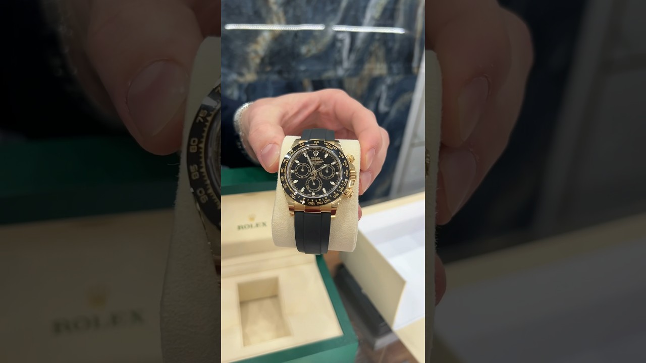 Exclusive Gold Rolex Daytona on Oysterflex – Shop Now in Canada! ✨