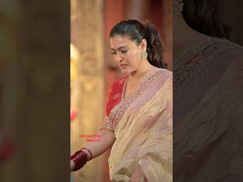 1/2 Kajol’s cinematic walk gracing a stage full of petals during Durga Puja celebration | ProMedia