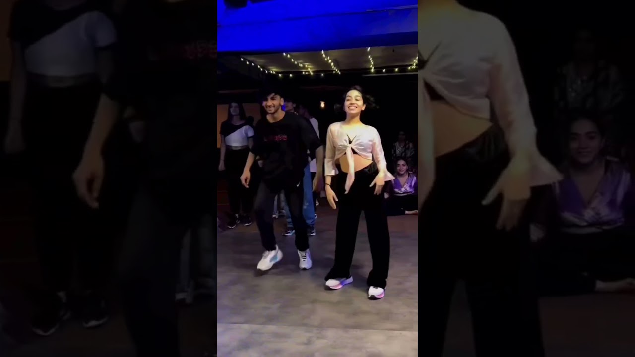 Munni Badnaam Hui & Darling Tere Liye Song 🎶
