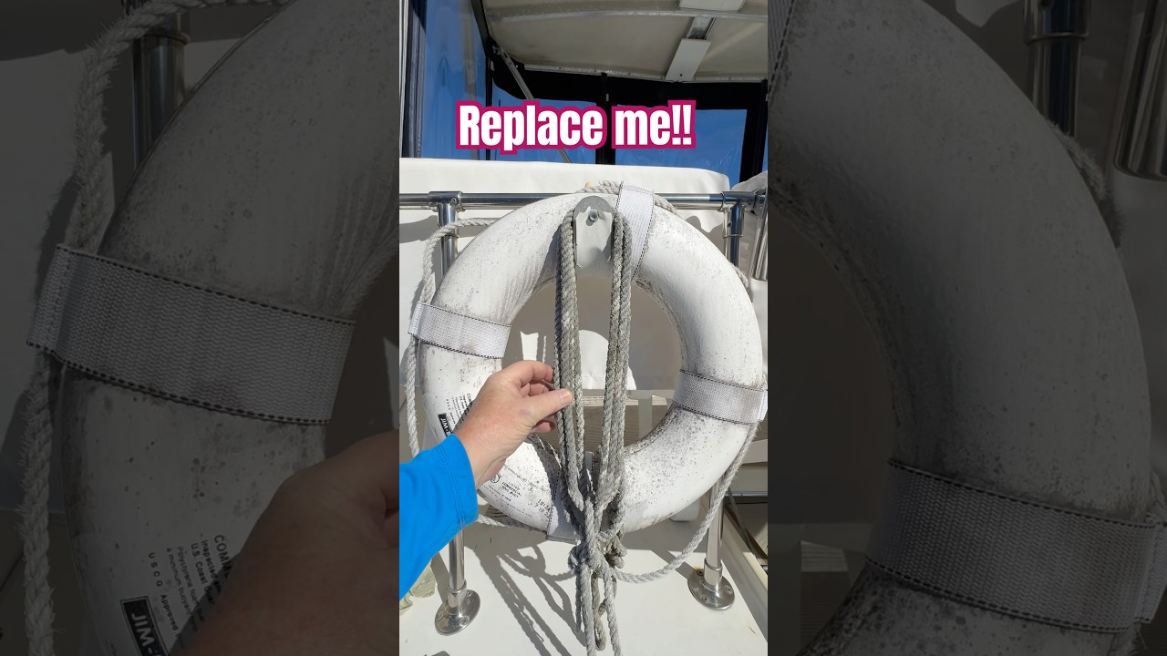 Boat Safety Tips: 60 Sec Marine Survey 🚤