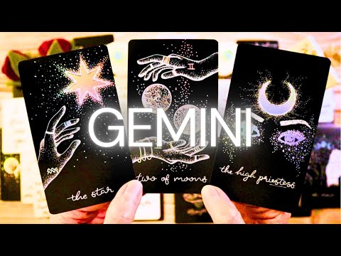 GEMINI, THE PERSON YOU’RE NOT TALKING TO STILL LOVES YOU ❤️ LOVE TAROT