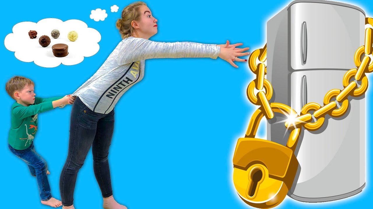 Богдан запирает холодильник на замок! ❄️