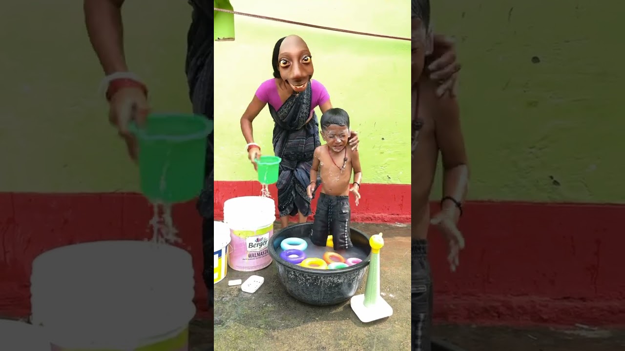 Funny Perfume Lagave Chunni Mein 😂 | Trending Shorts