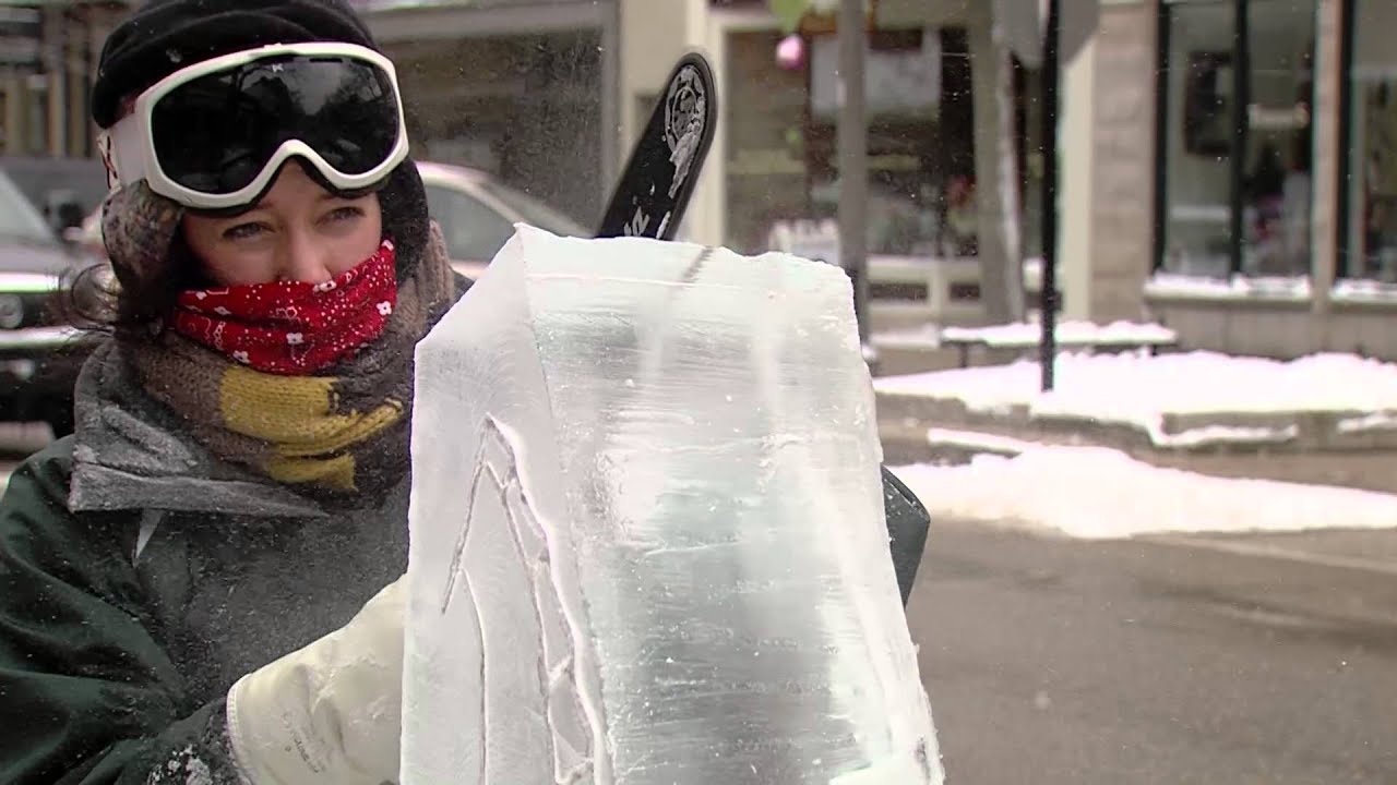 Experience the Magic of the Downtown Holland Ice Sculpting Competition ❄️