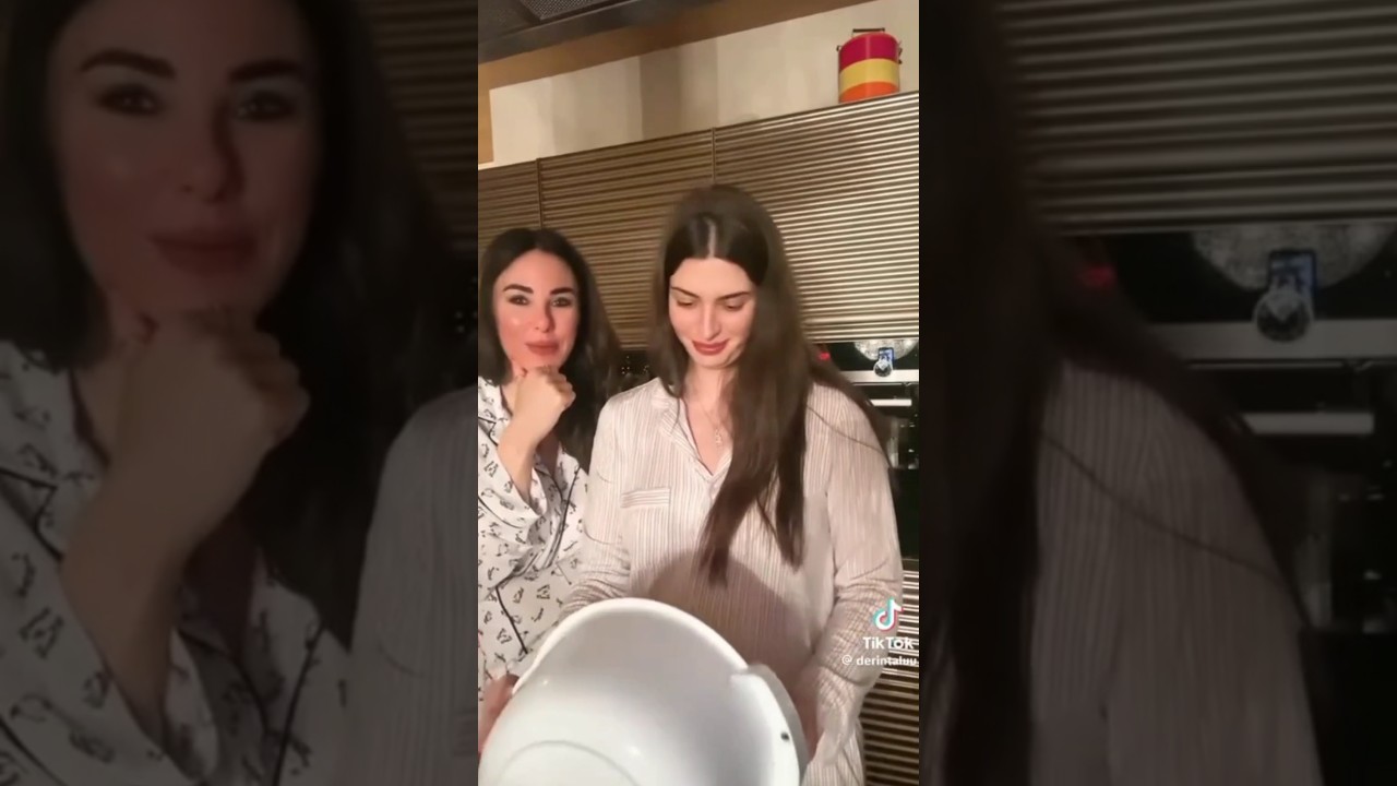 Defne Samyeli'nin Kızı Derin Talu'nun Eğlenceli Böğürtlenli Ekmek Yapımı 🥖