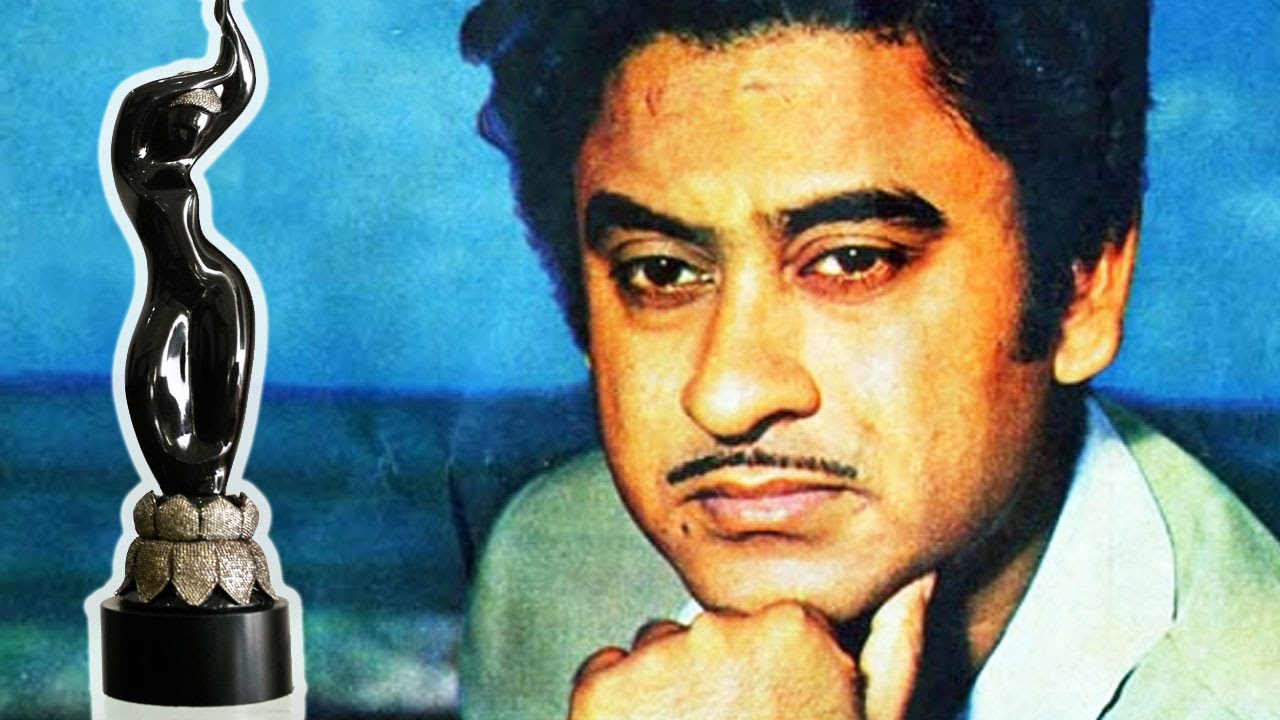 Kishore Kumar Wins First Filmfare for 'Roop Tera Mastana' 🎶
