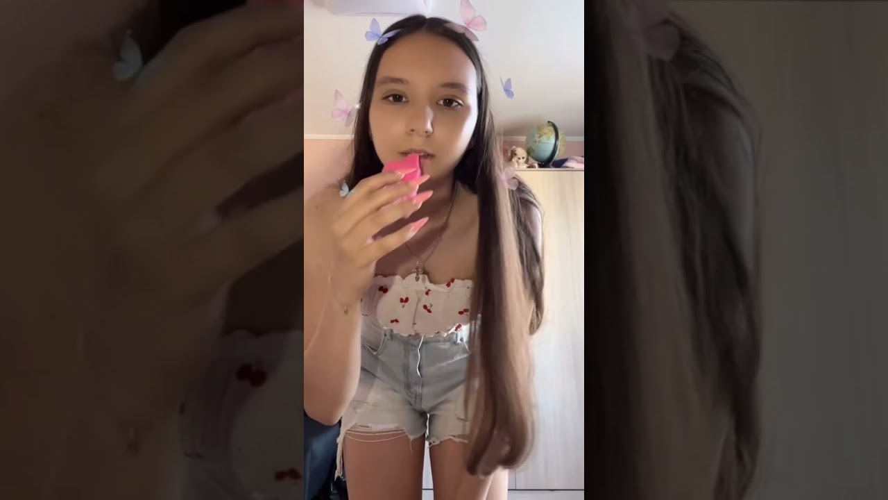 🎥 Charming Girl's Live Periscope Broadcast - Join the Fun! #397