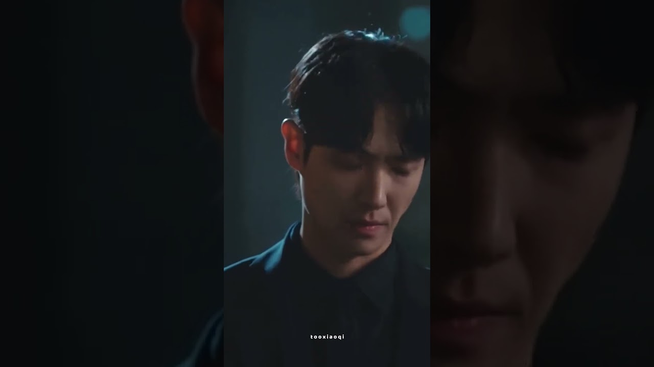 Villain Falls for Heroine Amidst Hero's Wait