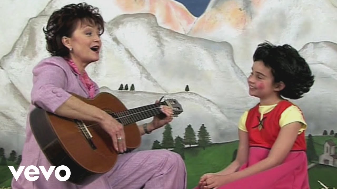 Carike Keuzenkamp's Heartwarming Performance of 'Heidi' 🎶