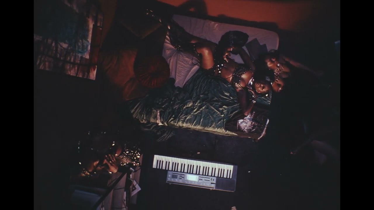 Jordan Adetunji Releases Captivating Visualizer for 'Dirty Diana' 🎶