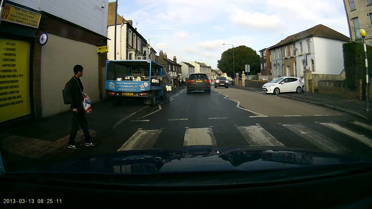 BlackVue Catches Dangerous Driving Near School 🚸