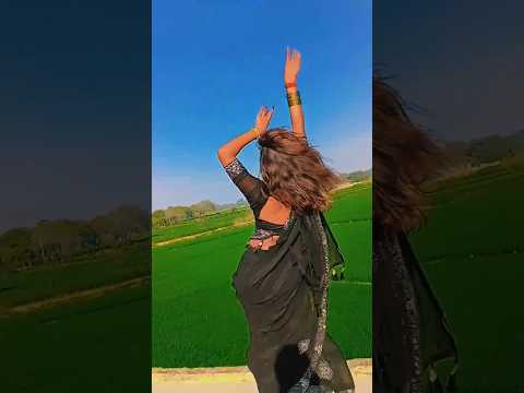 Aadha chand aadhi raat hai ||🌜♥️🙈#shorts #dance #bollywood #preeti kumari ||♥️#madhuri Dixit ||😍