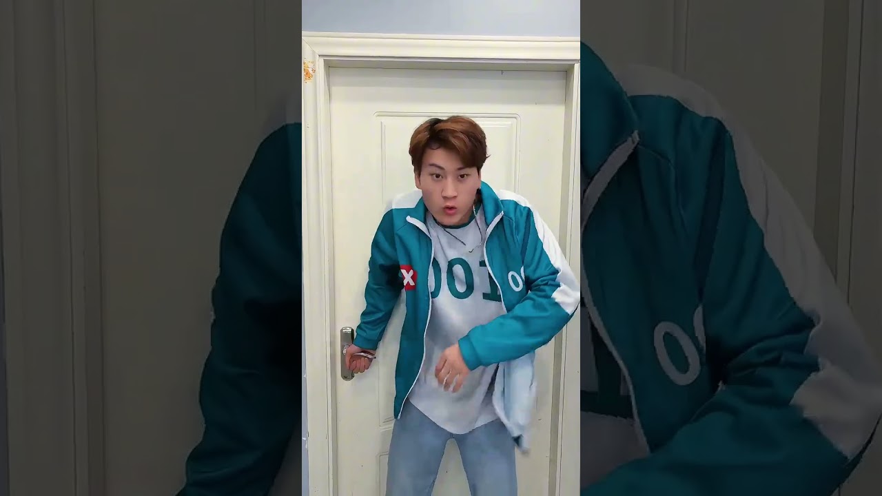 001 惊险刺激!《鱿鱼游戏》角色扮演与恶魔追逐体验🎮