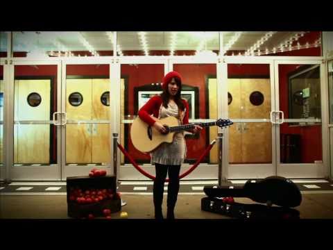 Jetty Rae's 'Bad Apples' Music Video 🎶