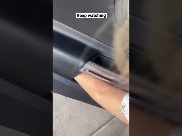 Shocking Discovery: Girl Finds Out Her Boyfriend Is Cheating 💔