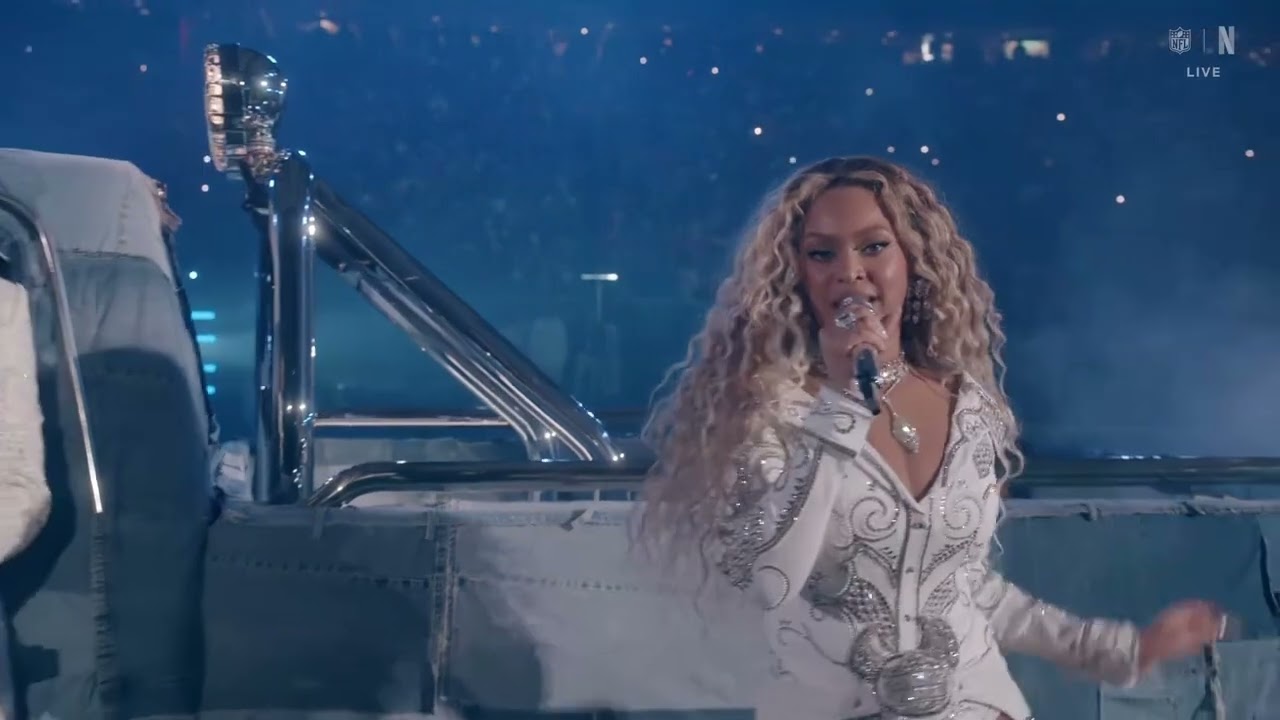 Beyoncé & Post Malone LEVII'S JEANS NFL Halftime Show