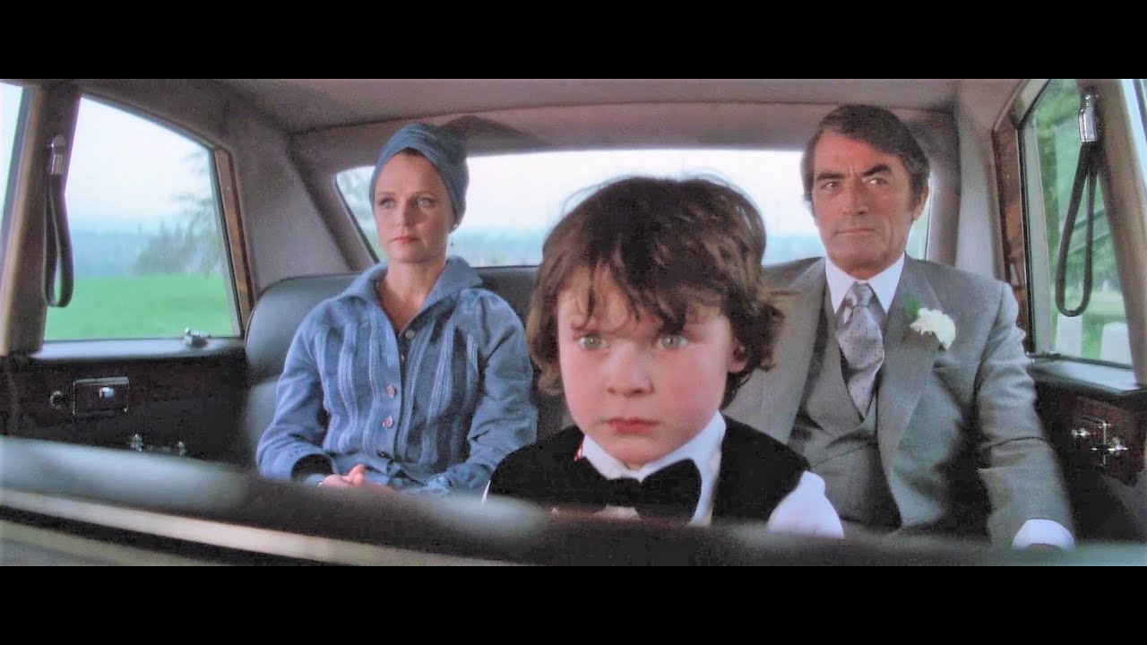 The Omen (1976) Clip – Lee Remick & Billie Whitelaw 😈