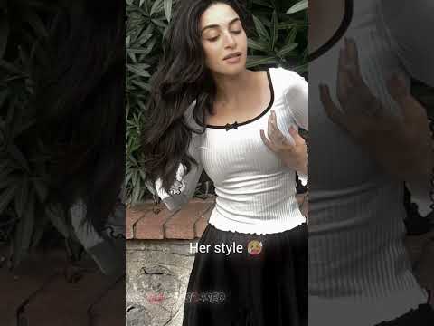 PAKASTANI ACTRESS ANMOL BALOCH as MEHRU BEAUTIFUL â€ïžâ€ïž YOUTUBE ft.DIL BAR đș