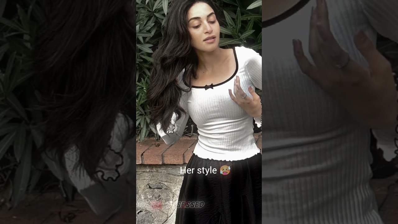 Anmol Baloch Stunning as Mehru | Exclusive YouTube Feature with Dil Bar ❤️