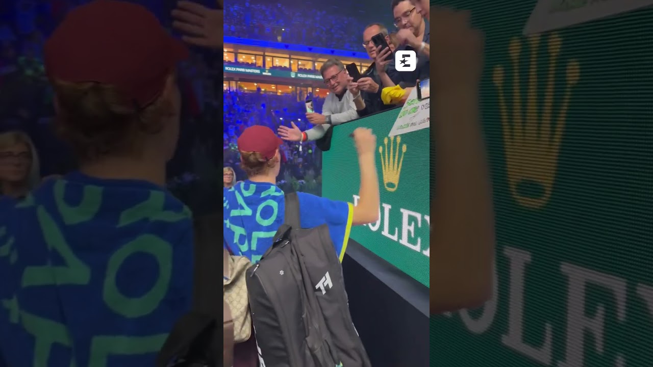 Sinner Impressionne les Spectateurs à La Défense Arena avec un Autographe ✍️